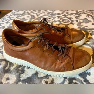 Johnston and Murphy Casual Size 8 1/2